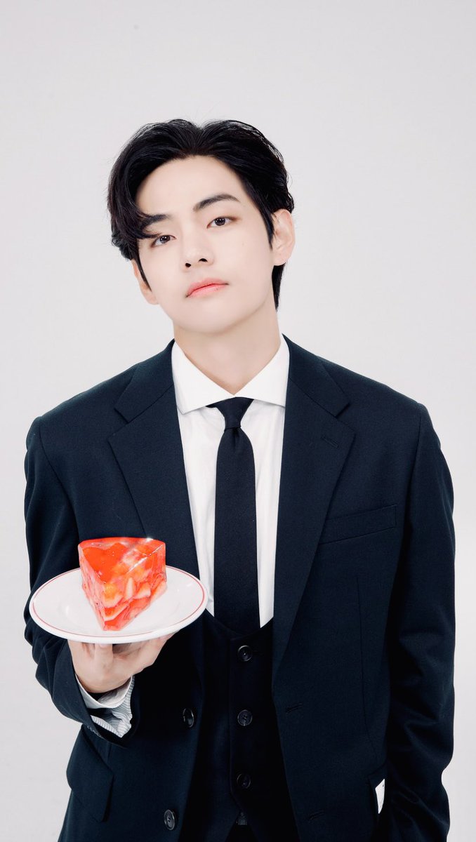 Jikmin's tweet image. Welcome to the 30 club with me, Kim Taehyung. It's kinda insane realizing we've grown up side by side from our teenage days all the way to this milestone. Time's unreal, ain't it? Well, I just hope this new chapter treats you gently and brings you happiness. Happy birthday, bro!