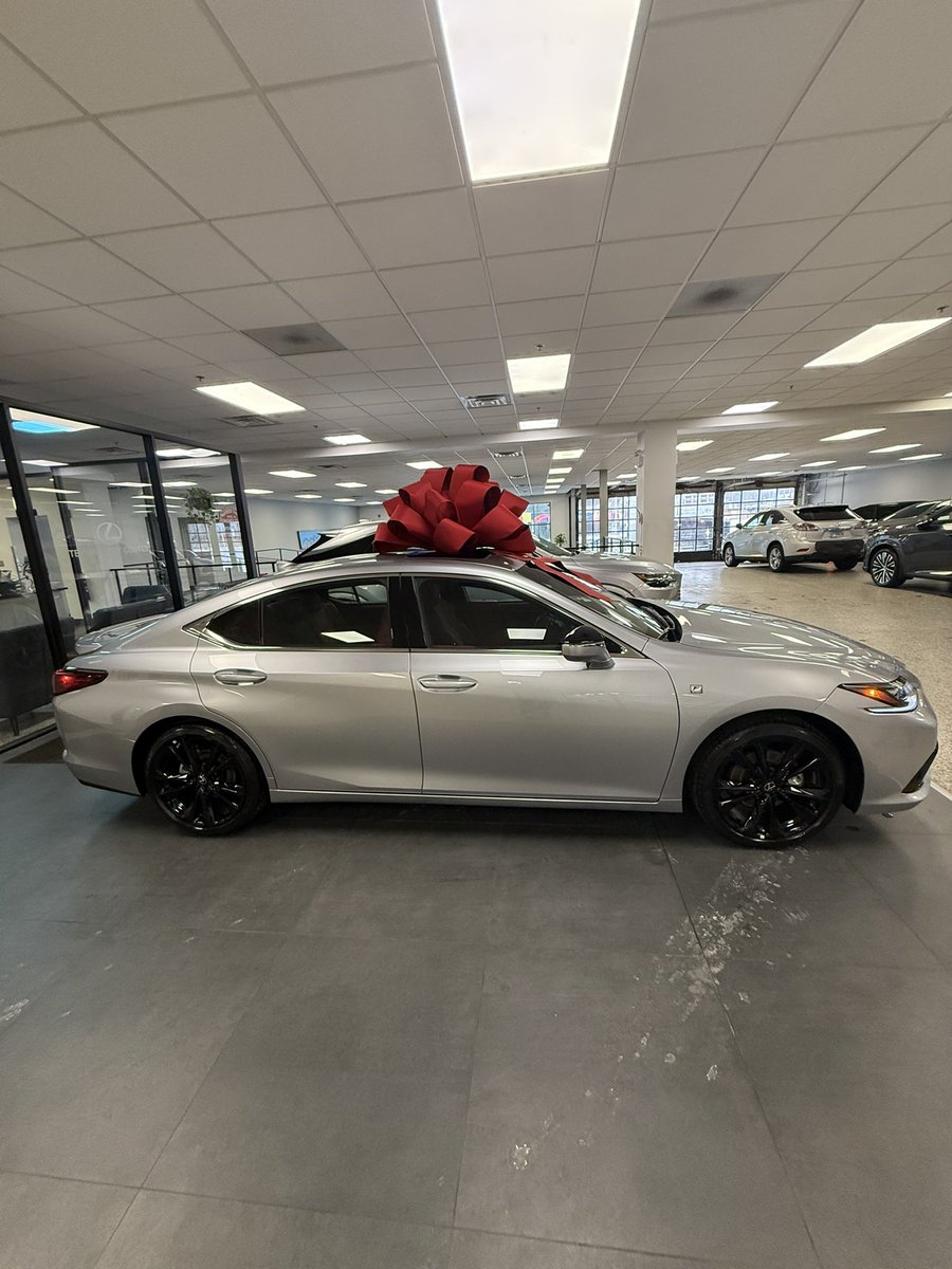 BrianFromWork's tweet image. Brand new 2025 F Sport ES350! 🔥🔥🔥