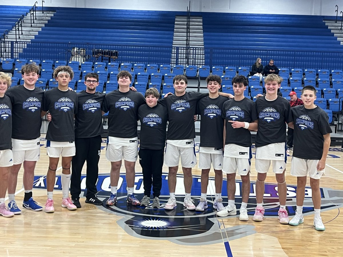 LC5thRegion's tweet image. Hawks (9-3) come from behind tonight and beat a tough ninth region opponent in Dixie Heights in the finals of the engineer railroad classic 58-56. Jr  Mikey Harris leads the Hawks with 26 pts/4 rebs/3 asst 
Soph O. McDowell adds 9 pts/6 rebs Jr Cole Miller 8 pts K McDowell 6 pts