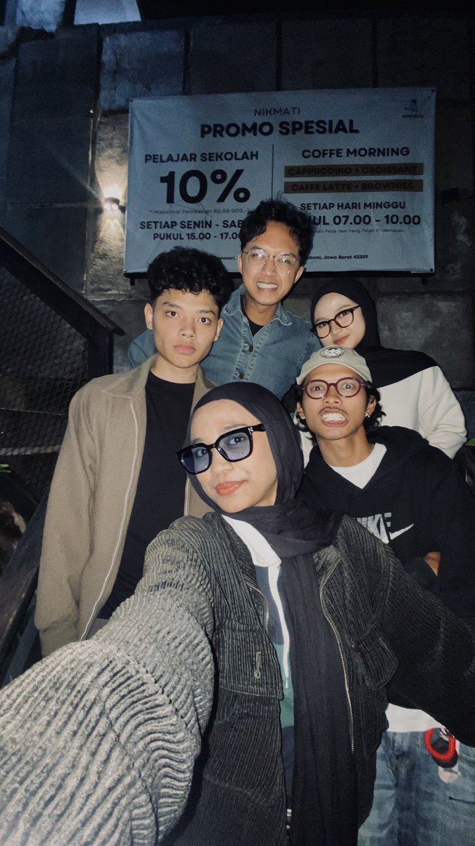 affmils's tweet image. ❤️‍🩹