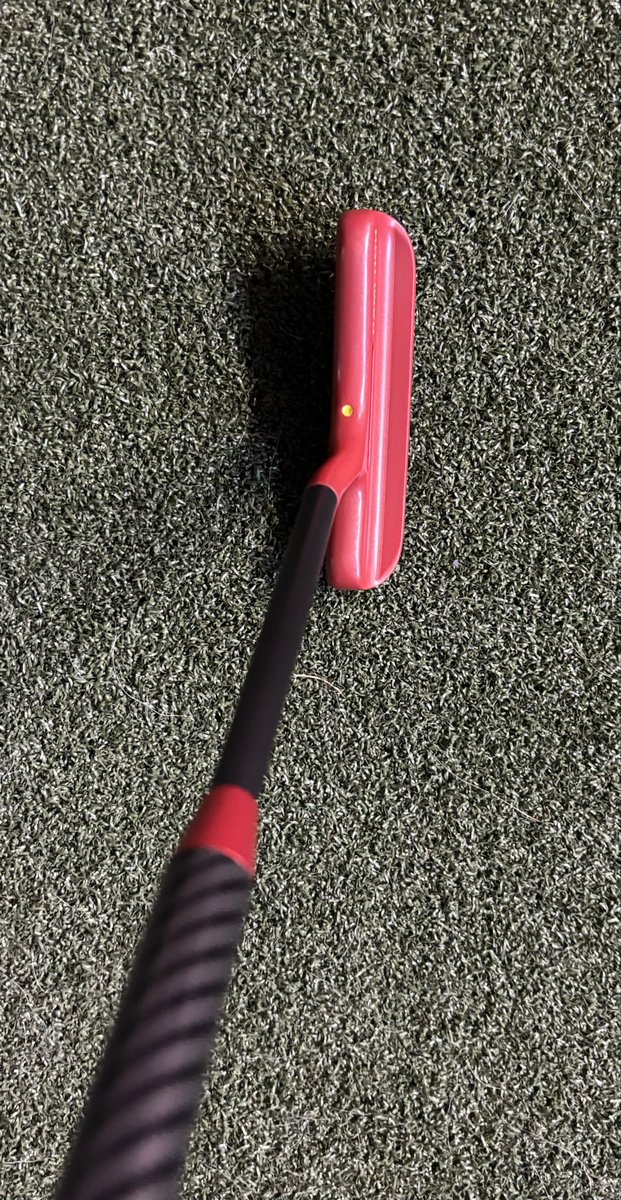 BeaugeyCustom's tweet image. Scotty Cameron Bullseye Flange putter restoration. Cerakoted Red, new BGT Stability putter shaft, and a Garson putter grip.