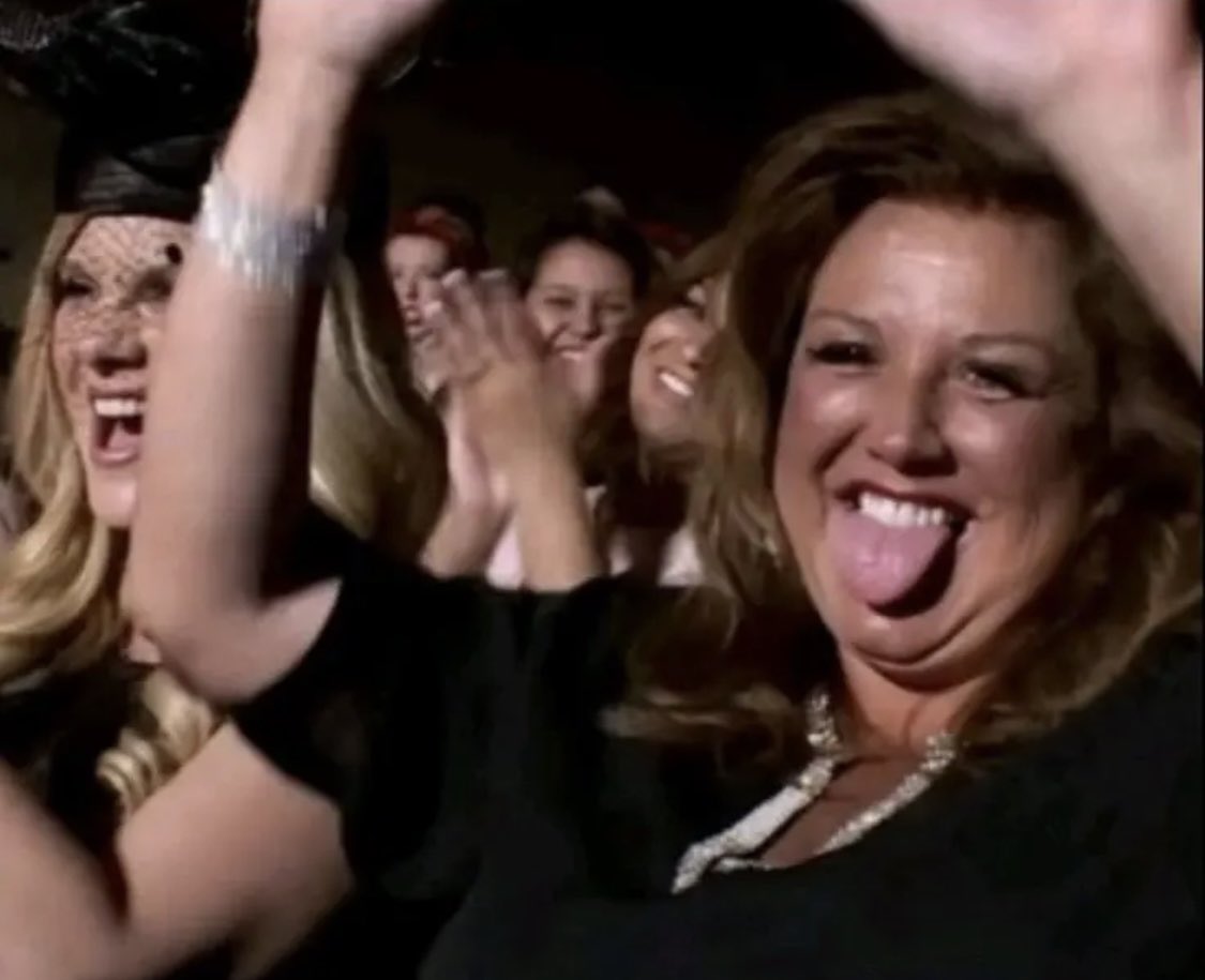 bellamode's tweet image. “you should be thanking me!” - Nikki Bella serving cunt as she should