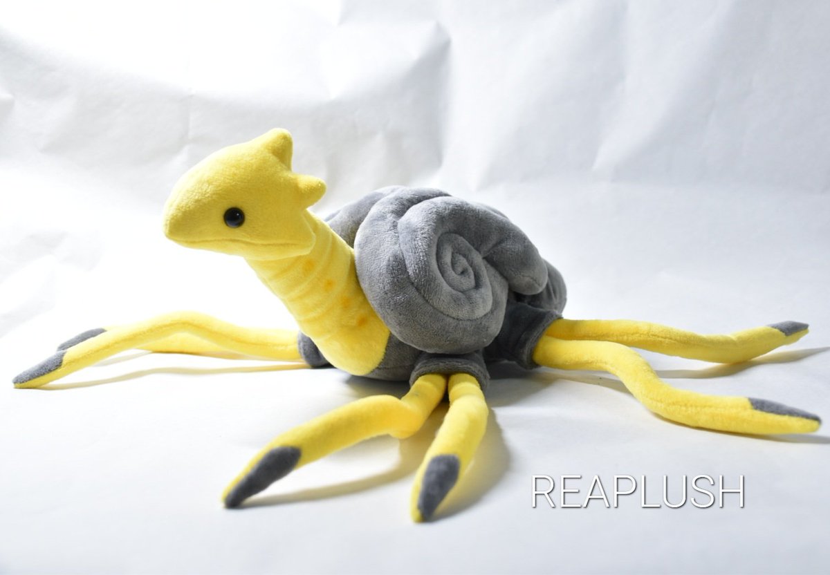 ガメラ3 邪神〈イリス〉覚醒』より ○イリス幼体 ぬいぐるみ KADOKAWA