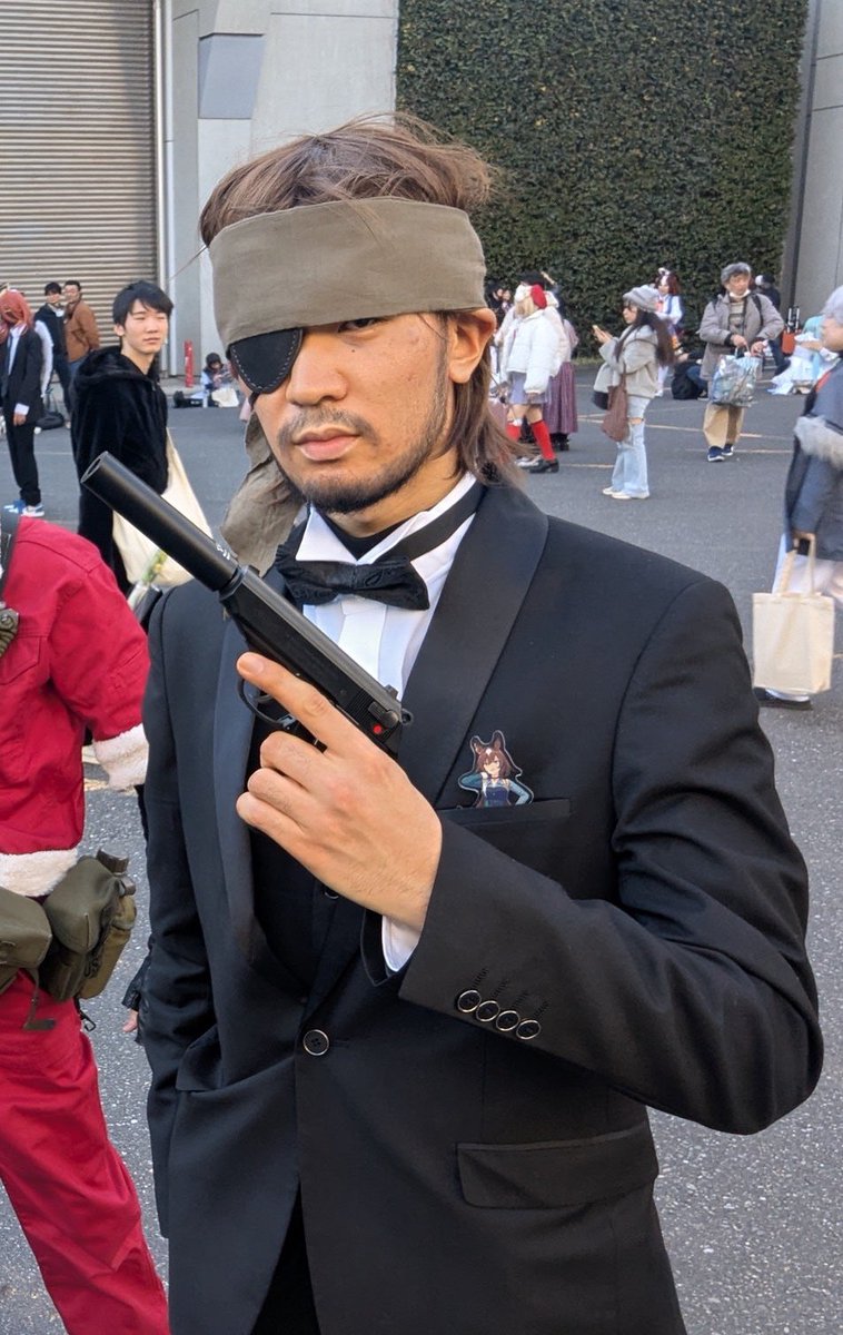 C107お疲れ様でした。
タキシードスネークのコスプレで参加してました。

#C107
#C107_cos