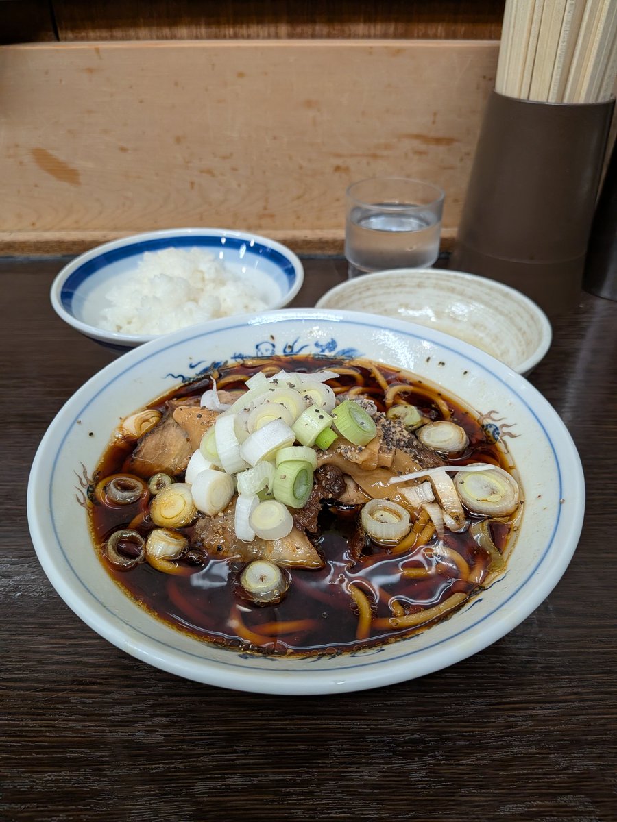 28_nihati's tweet photo. ラーメン納め2025🍜 https://t.co/UvKjv1XOZc