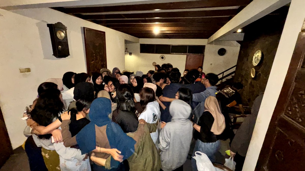 draftjeli's tweet image. aku menemukan keluarga baru disini