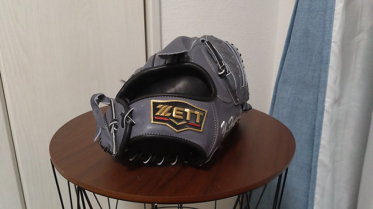 Dodgers23Yu's tweet photo. ミチイ行ってきた。
前にオーダーしてた加藤モデル。
今度は大きい投手用使いたくなったし実は2個目。
次は外野用作りたいのにサード用オーダーしたわ(笑)
@ZETTBASEBALL_JP
@zettjp
#ミチイ
#ミチイスポーツ
#ゼット
#ZETT
#プロステイタス
#prostatus
#Z友
#ZETTOMO
#野球用品はゼット https://t.co/EHrUqfmDp7