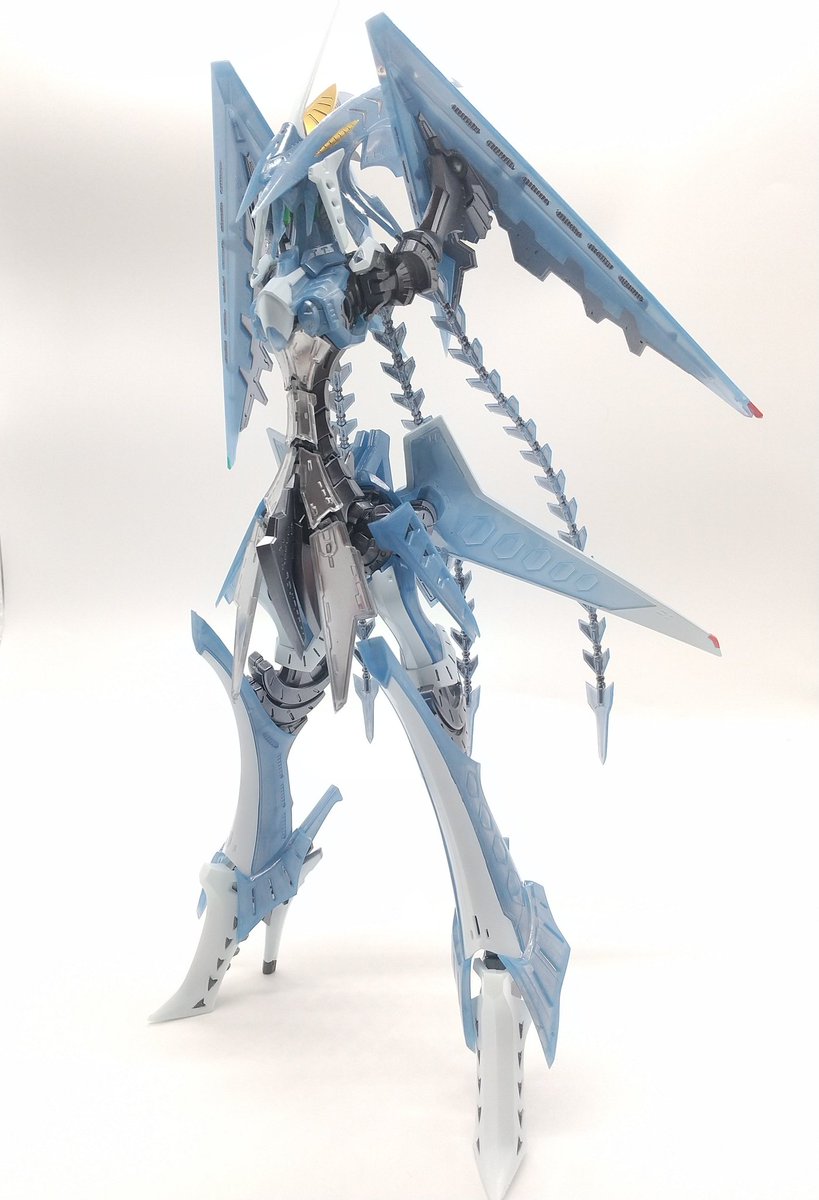 リッタージェット、年内でここまで製作できました。また来年も楽しみながらプラモ製作を楽しんでいきたいと思います。 
皆様、良いお年をお迎えください。
#今年完成しなかったプラモ晒そうぜ 
#ファイブスター物語 
#リッタージェット
#ボークス