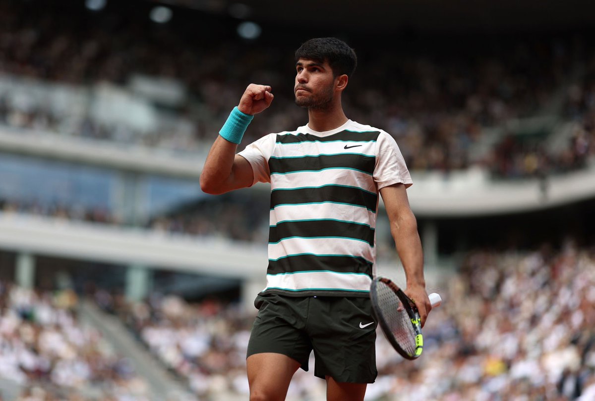 alcarazdaily's tweet image. 🗳️ Order the Grand Slams from the one you most to the one you least hope Carlos Alcaraz wins in 2026 🤔👇

❔ &amp;gt; ❔ &amp;gt; ❔ &amp;gt; ❔

🇦🇺 - youngest career slam
🇫🇷 - threepeat, joins Nadal and Borg
🇬🇧 - first Spaniard to win 3
🇺🇸 - first man to defend the title since Federer in 2008