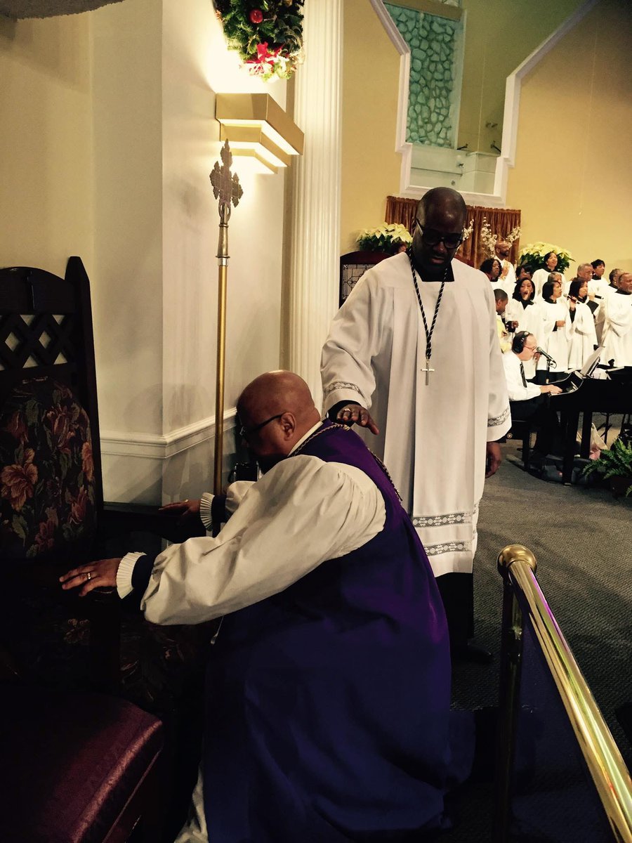 “Let the words of my mouth, and the meditations of my heart, be acceptable in thy sight.Lord my strength, and my redeemer”.
(Psalm 19:14)

We press our way to NEW YEARS EVE WATCH-NIGHT SERVICES….. which will be “off the chain!”

We seek your power, grace, and direction in 2026.