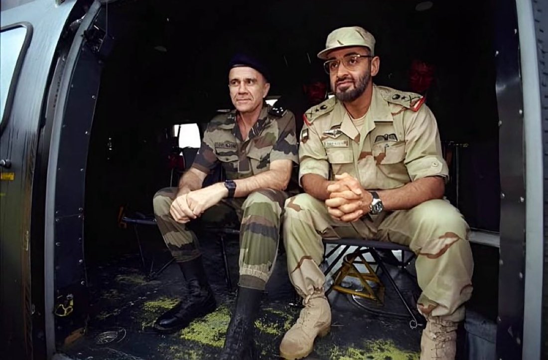 - زعيم الشرق الأوسط : رعاك الله سيدي 🇦🇪🤍