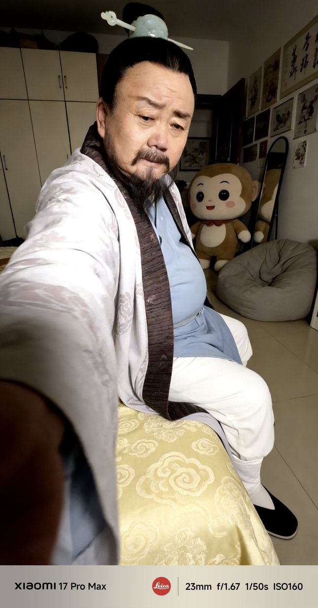 花月正春风 tweet media