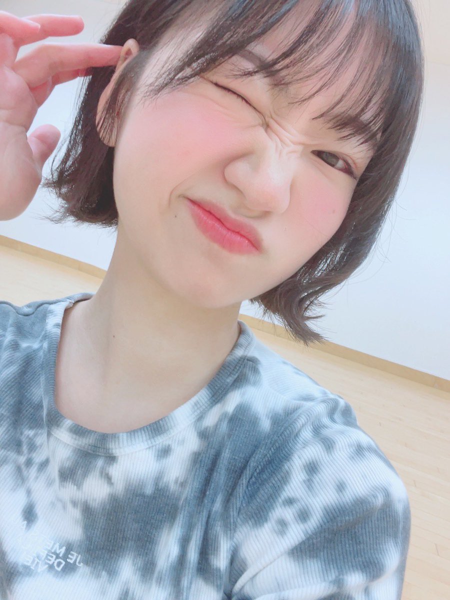 年内に登録者1000名を目標にしておりましたが、達成ならずでした！！

皆様私の踊りを見てくださり、本当にありがとうございます。

来年こそは🔥