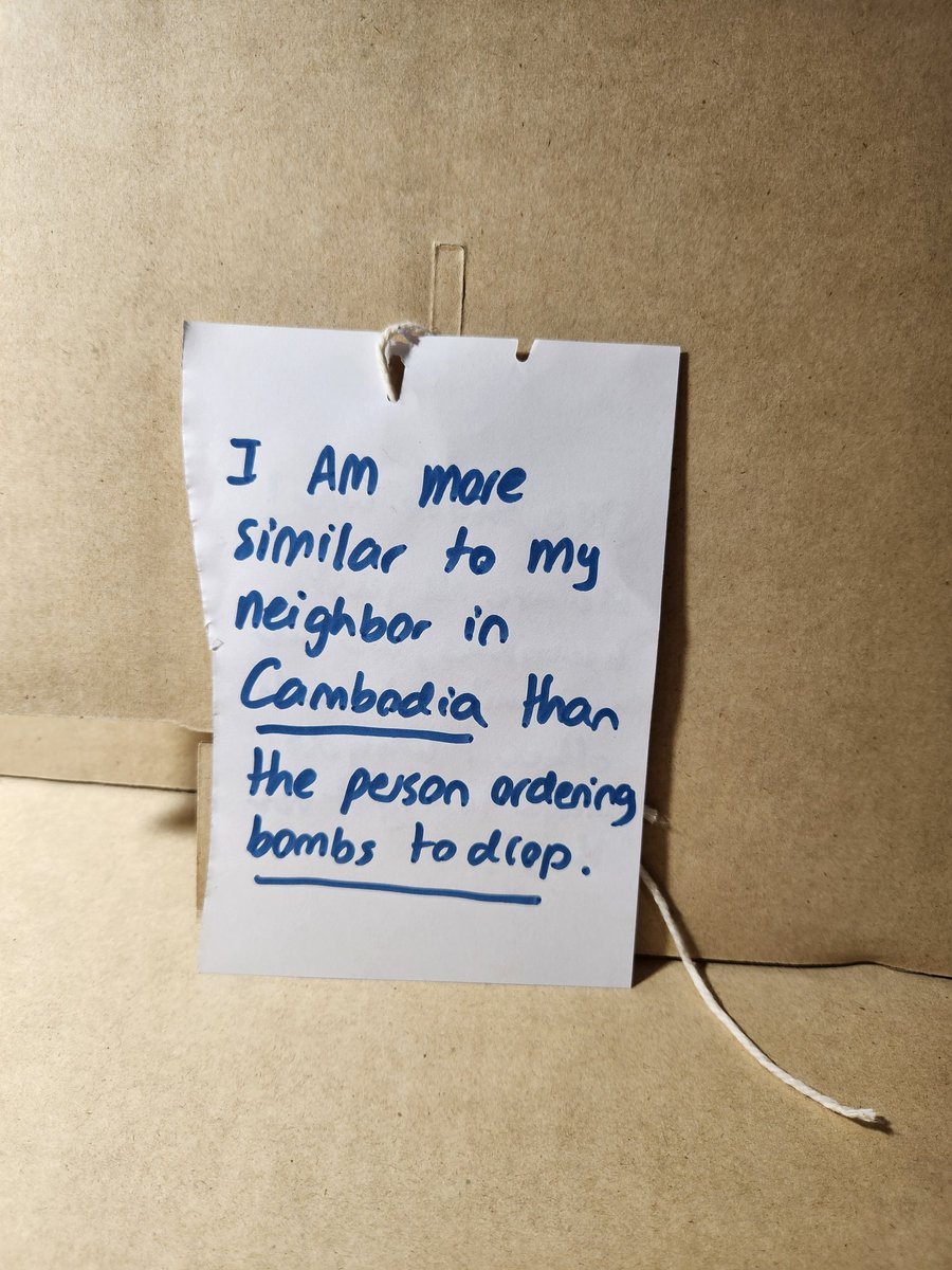 "I am more similar to my neighbor in Cambodia more than the person ordering bombs to drop."

ป้ายหนึ่งจากงาน Christmas for Peace (25 Dec 2025)

ร่วมออกมาเรียกร้องหยุดยิงถาวร 100% ด้วยกัน ตอนนี้
#NoWarThaiCambodia