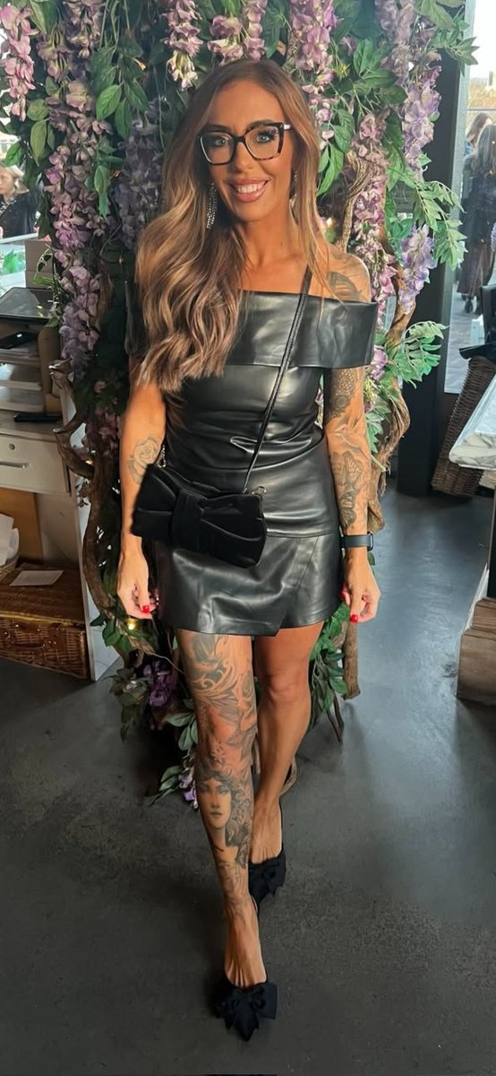 Horny hot leather lady 🔥🔥🔥🔥