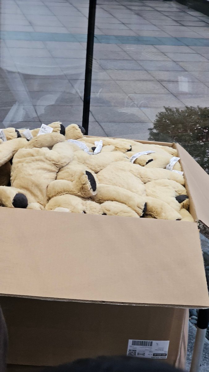 SEUNGM1NE's tweet image. im afraid that nothing can ever beat this kind of fan tribute , oh kim seungmin, you are truly the best best idol ever😭🤍