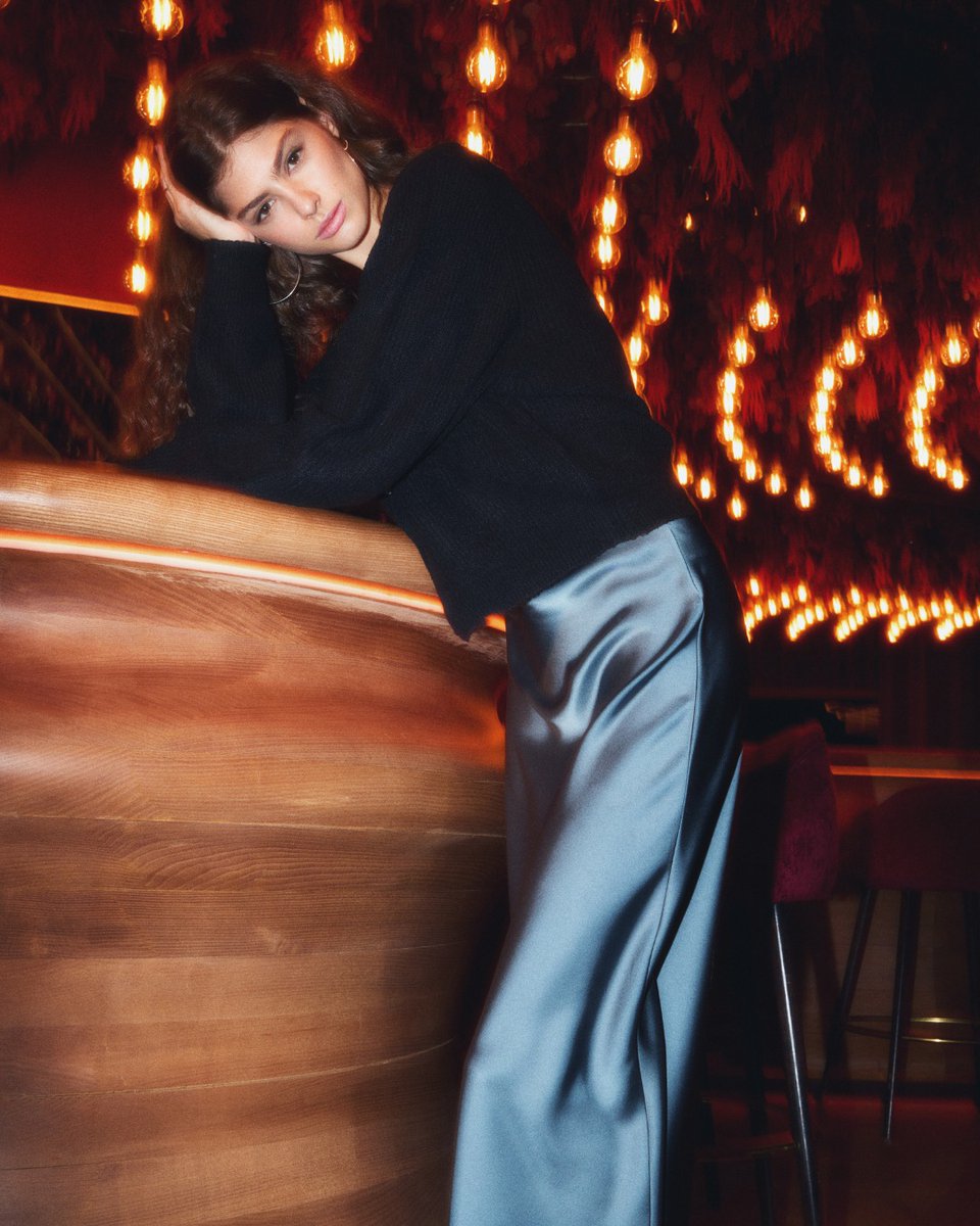 CCTROCADERO's tweet photo. ✨ Nueva colección Party ya disponible ✨
Brillo, energía y looks que te suben el mood 😉
Si tienes planes estas fiestas, aquí tienes LAS prendas 🔥
Descubre la colección completa:
https://t.co/RjYxFpC7s3 👈
#InsideShops #DressTheMoment #PartyCollection #NewCollection https://t.co/SIpVfCsDFS