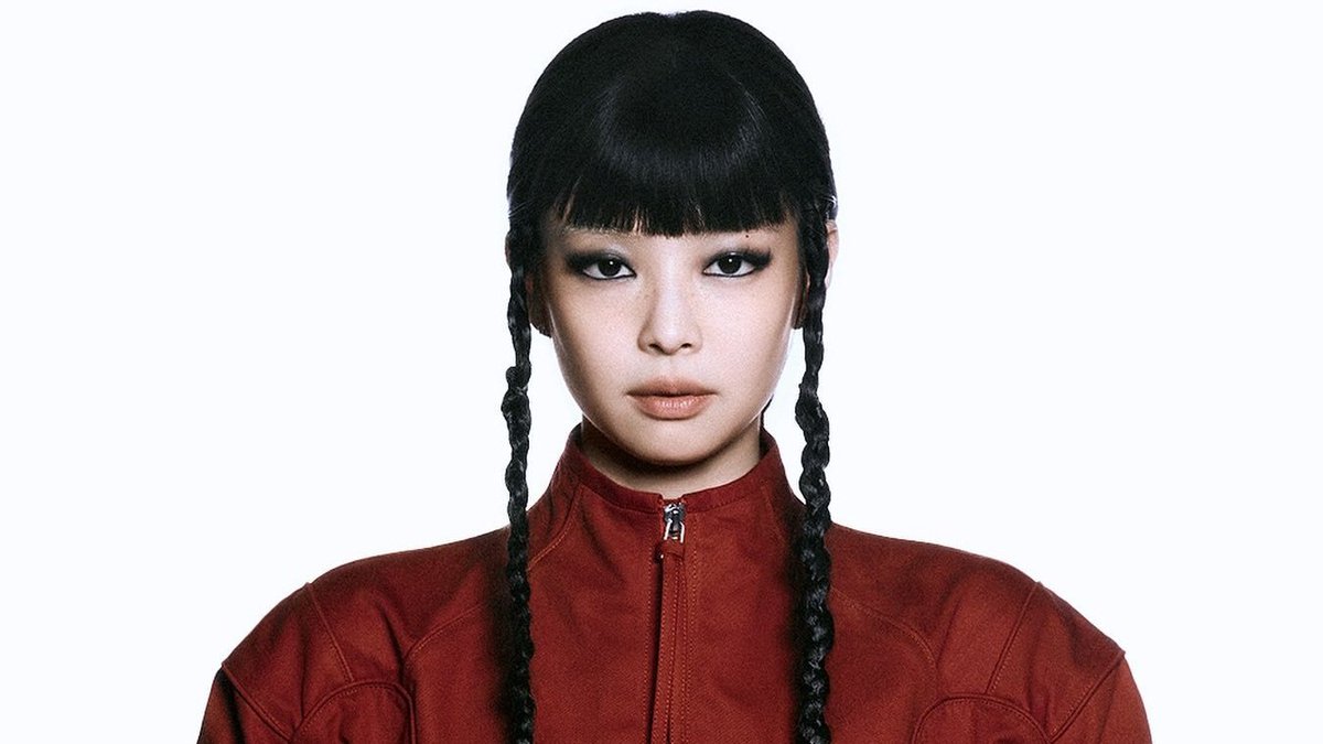 TheePopCore's tweet image. Genius Korea has named the Best K-pop Songs of 2025:

1. NMIXX - Blue Valentine
2. BIBI - Scott and Zelda
3. Tablo, RM - Stop the Rain
4. JENNIE - Like JENNIE
5. SHINee - Poet | Artist
6. BOYNEXTDOOR - If I Say, I Love You
7. HWASA - Good Goodbye
8. Saja Boys - Your Idol
9. JEON…