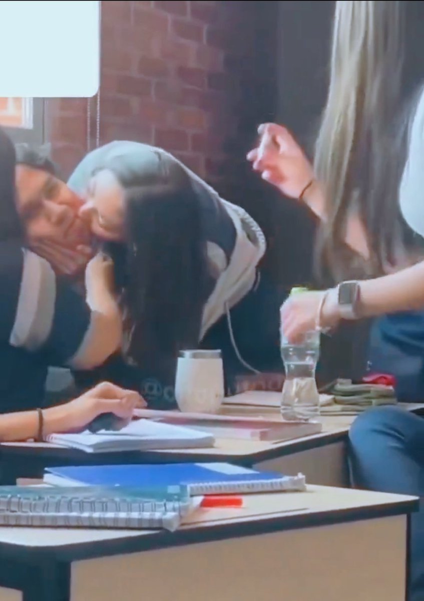 merlinglass's tweet photo. Student video 📸 
https://t.co/kwtkl7zEgM https://t.co/rwhA3m0S7I