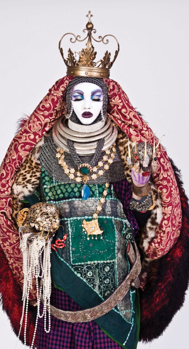 daniellismore's tweet image. I’m really disappointed in Nicki Minaj.

I worked with her. Her stylist at the time was trans. I was there. I made the clothes. She wore my headpieces and stepped out in full looks I created. Back then she didn’t seem to have a problem with trans or LGBTQIA+ people when we were…