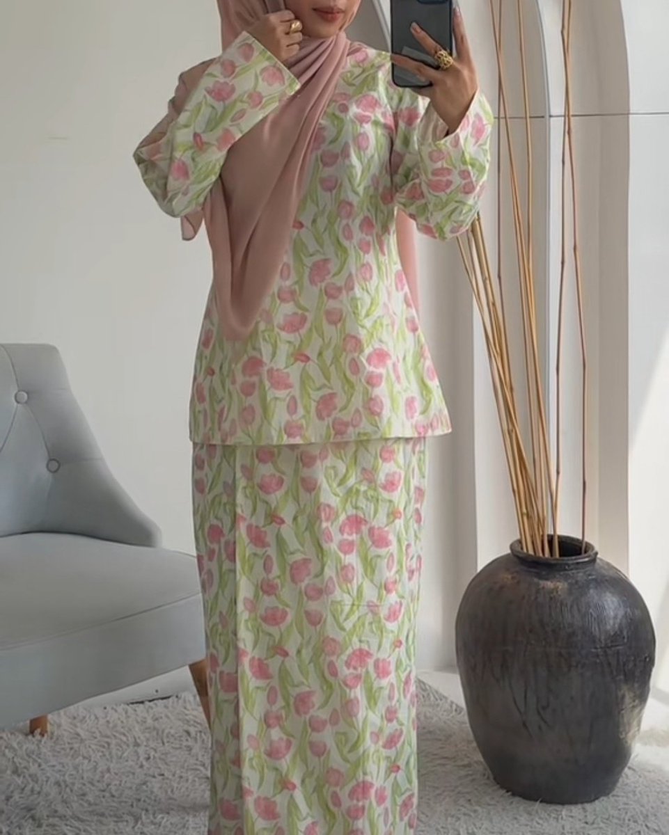 nabilahrrazali's tweet photo. Matcha Strawberry Kurung Outfit💚🩷

Bookmark for future reference 🔖 https://t.co/aQHdyLm8fz