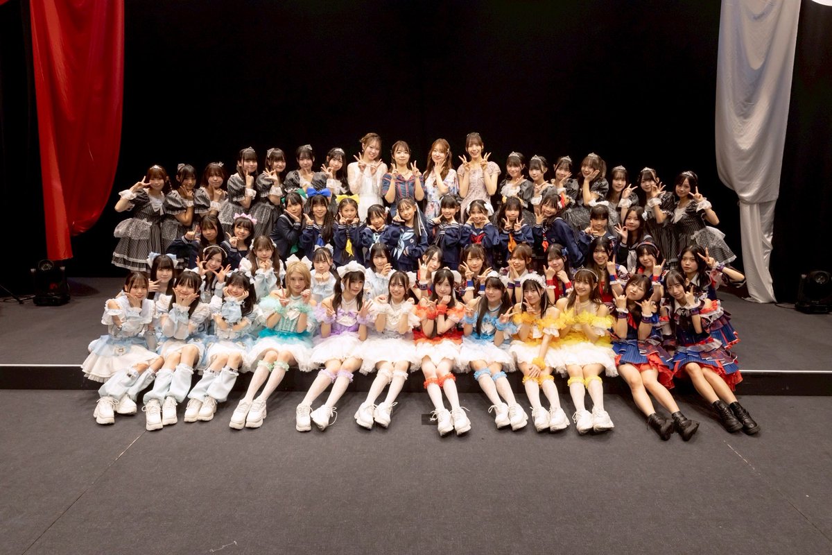 IQP_Official's tweet image. #IQプロジェクト 年末大感謝祭2025🎊
🤍🩵DAY2🤍🩵SpecialLive🎤

2025年もIQプロジェクト
#LinQ #HelloYouth #MAGICALSPEC
#トキヲイキル #IQP研究生 #LinQKIDS 
の応援をありがとうございました💖

全員フィナーレ曲は投票の結果🗳
『毎日どこかでFestival!!』LinQ でした!!