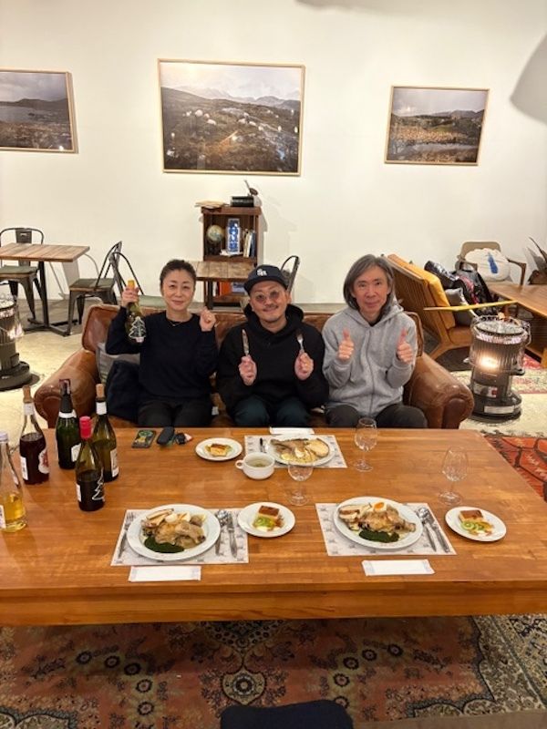 bird official tweet media