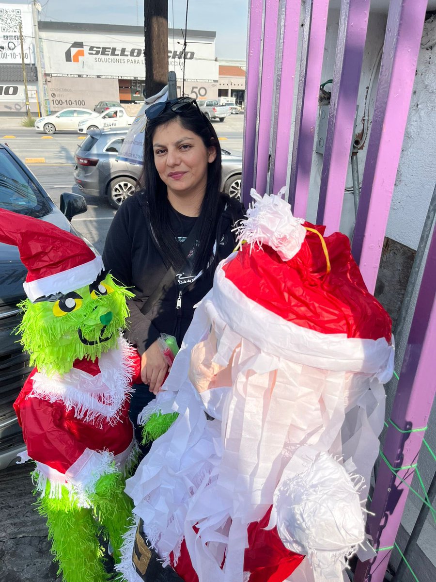 LFdCesmas's tweet image. Para celebrar la Navidad y el cumpleaños de @AlejandroSanz, el club de #FaMs @bailoconvosok ha contribuido con todo su amor a la hermosa causa de #ManitasPintandoArcoiris, asociación en México que apoya a niños y niñas con cáncer 💝🙌🏼🫶🏻
¡Enhorabuena, FaMs! 💪🏼♥️