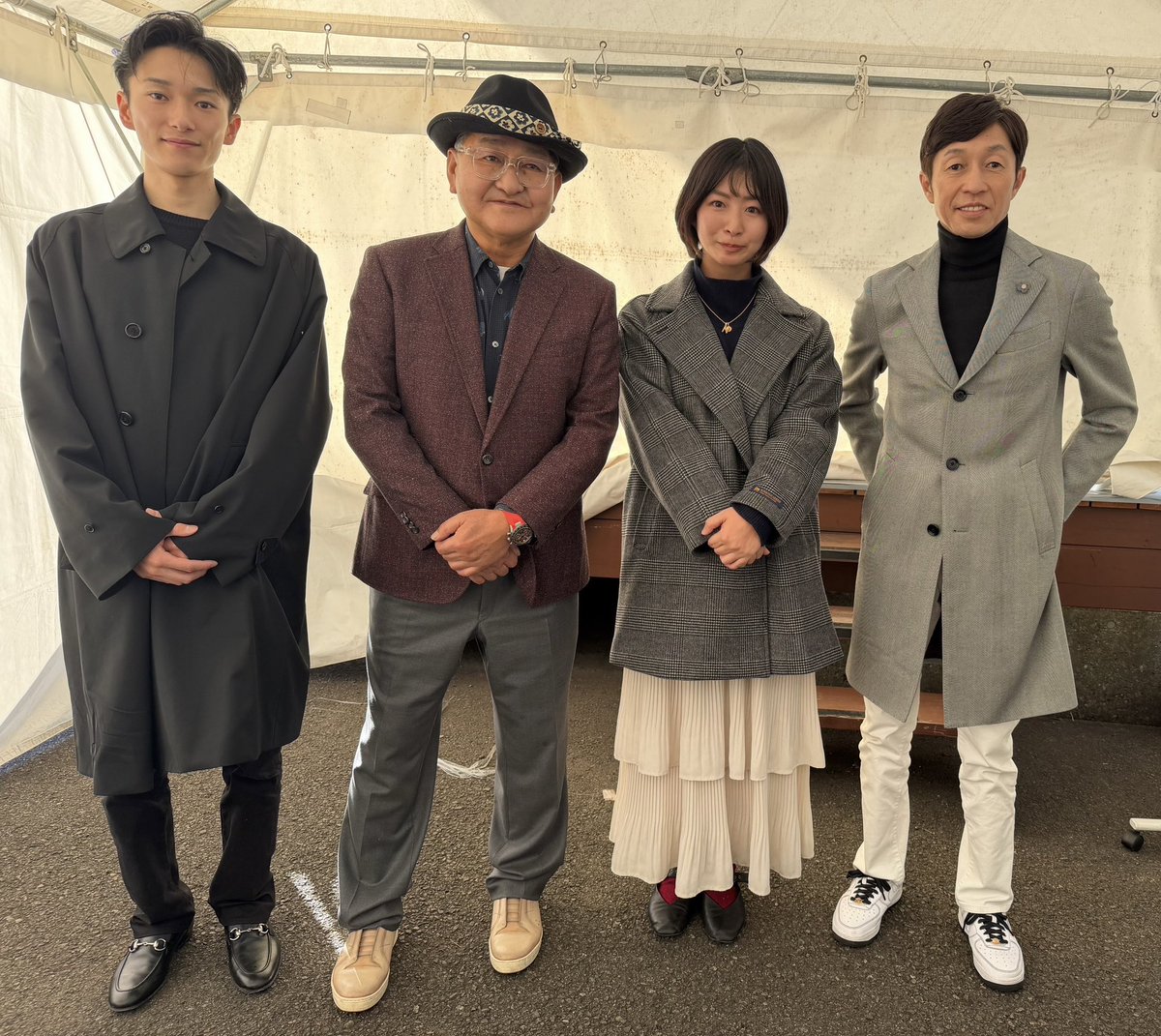 inatomi_naho's tweet photo. 平塚競輪場での武豊騎手、矢作芳人調教師、坂井瑠星騎手によるJRAスペシャルトークショー有難うございました🙇‍♂️豪華な御三方の話がとても面白く競馬や競輪の想いも聞かせて頂き感謝🙇‍♂️楽屋に戻られてからも矢作先生と武さんはグランプリ話をずっとされていて、最後まで坂井さんと聞き耳立てま��た🤣👂 https://t.co/gjIe3m0Pgy