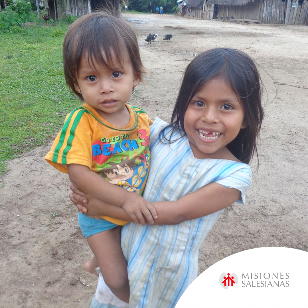 MSalesianas's tweet image. #NoticiaMS | Acabamos mañana el año con gratitud y empezaremos 2026 con esperanza ✨
Junto a los misioneros salesianos y gracias a miles de personas solidarias, seguimos trabajando en 137 países por la educación y la protección de la infancia.
👉 [f.mtr.cool/tzpdzrvusy