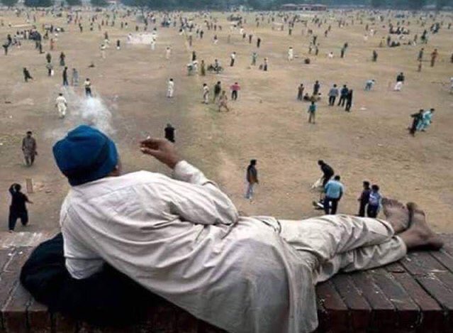 اللهم اظرب الضالمين بالظالمين واخرج اليمنيين من بينهم سالمين 

قامت تاكل عيالها 🤣🤣 #حضرموت_ترفض_الانتقالي