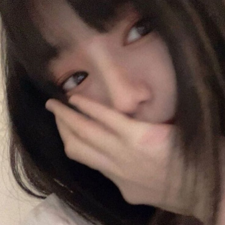 AnneIDF's tweet image. 足が熱い 👣