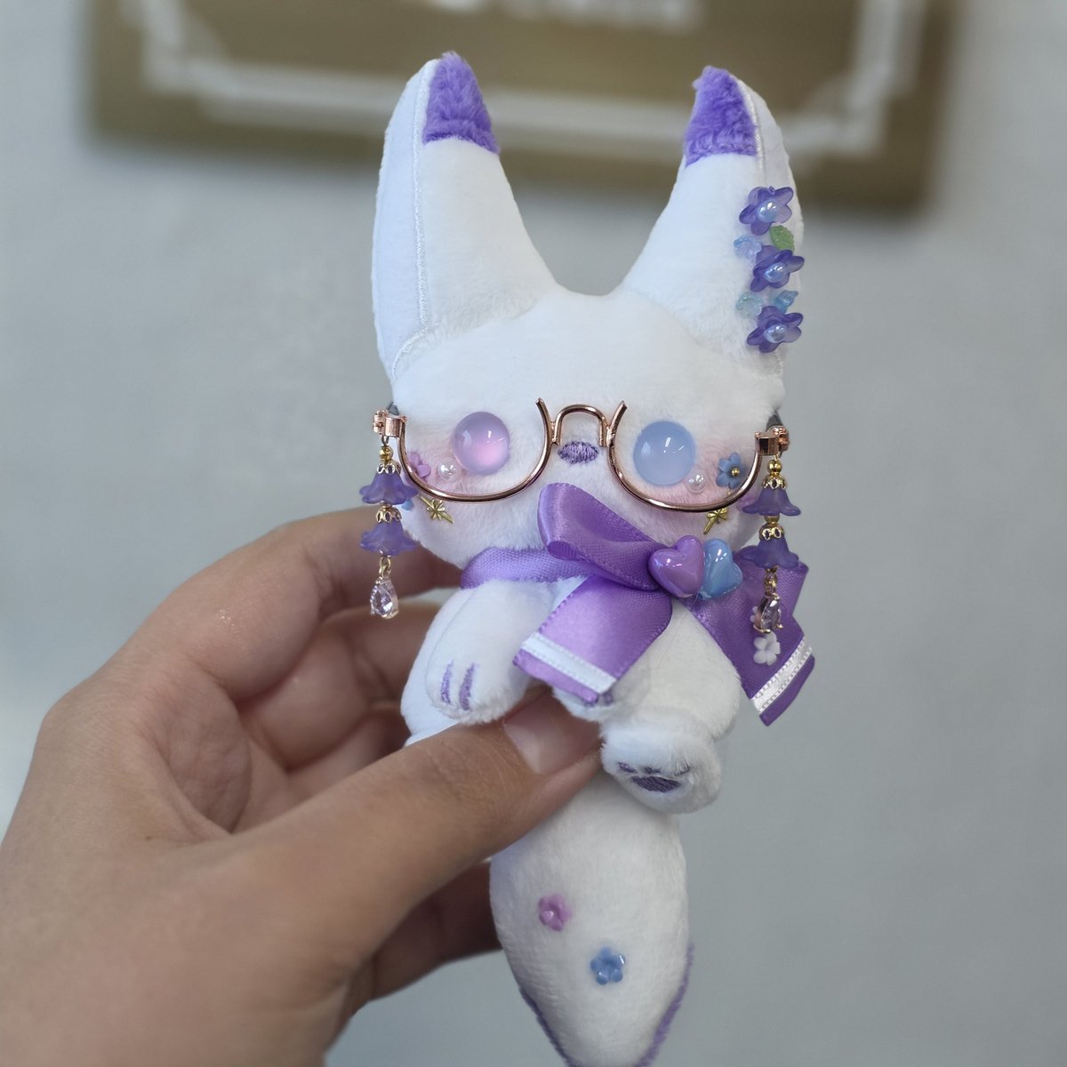 RT
💜소소한x메이릴리 두 번째 콜라보💙
등나무꽃 여우입니다

1디페 판매 후 통판합니다
안경과 여우 세트상품입니다

메이릴리가든(<a href="/Ma_Li_garden/">✨️메이릴리가든✨️</a>)