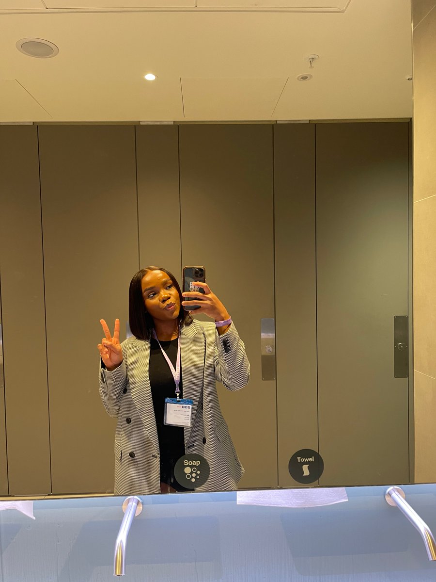 tech_queen's tweet image. MY 2025 Wrapped🌟
• I got endorsed by @TechNation for the UK Global Talent Visa🇬🇧
• I relocated to the UK from Nigeria, God gave me so much ease with moving and I got settled in 1 month.
• I turned 25 this year, and celebrated my silver in a huge way🌟
• I joined a new…