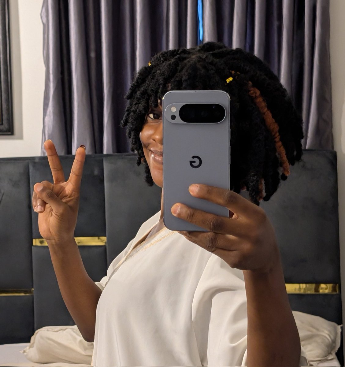 DianaMarcus14's tweet image. hi I'm Diana Marcus, this is my 2025 wrap;

▪︎ made my first 5figs 
▪︎ Bought my dream phone and changed PC
▪︎ grow my X acct from 200 to 9000+ followers 
▪︎ Got admission to a good school 
▪︎ learnt a new skill 
▪︎ Learnt to be patient 
▪︎Got web 3 jobs and gigs…