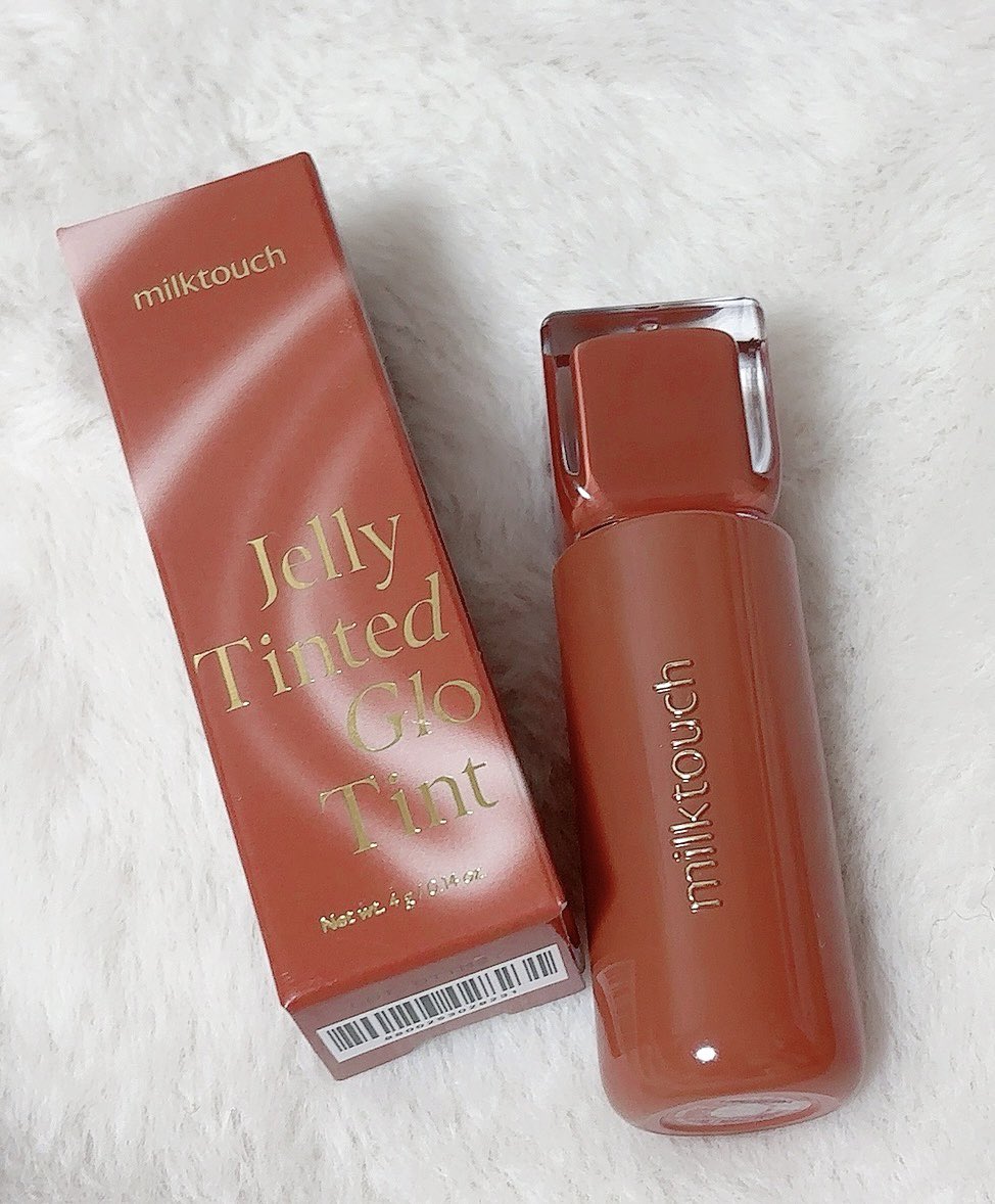 m_levelup's tweet image. わーい🙌🏻プレキャンありがとうございますજ♡

私の愛用はジェリーフィットティンティッドグロウティント11番✦ฺ︎
使いやすいカラーなのにめっちゃ可愛い.ᐟ.ᐟ ブラウンメイク・くすみカラーメイクの時のマストアイテム.ᐟ.ᐟ 大人顔完成する.ᐟ.ᐟ

#ジヒョパレット 欲しい❤︎