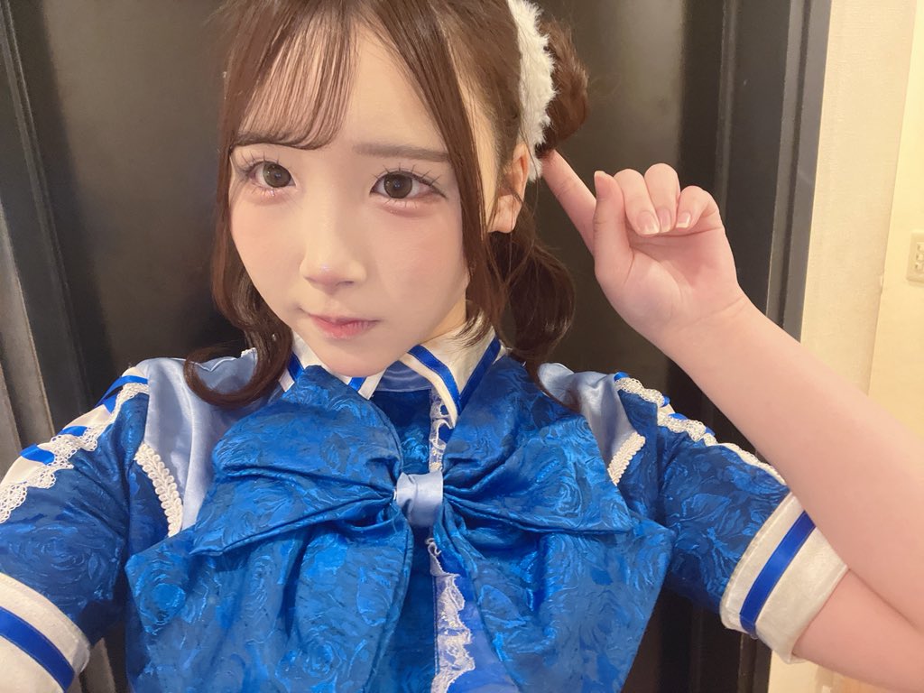 このあと15:00~物販特典会があります♡ ご新規さんチェキサインケン1枚