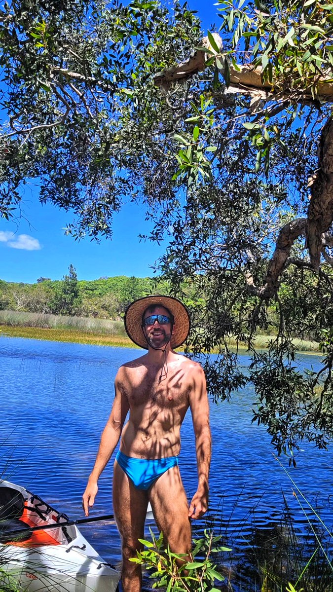 Over whale ming tweet media