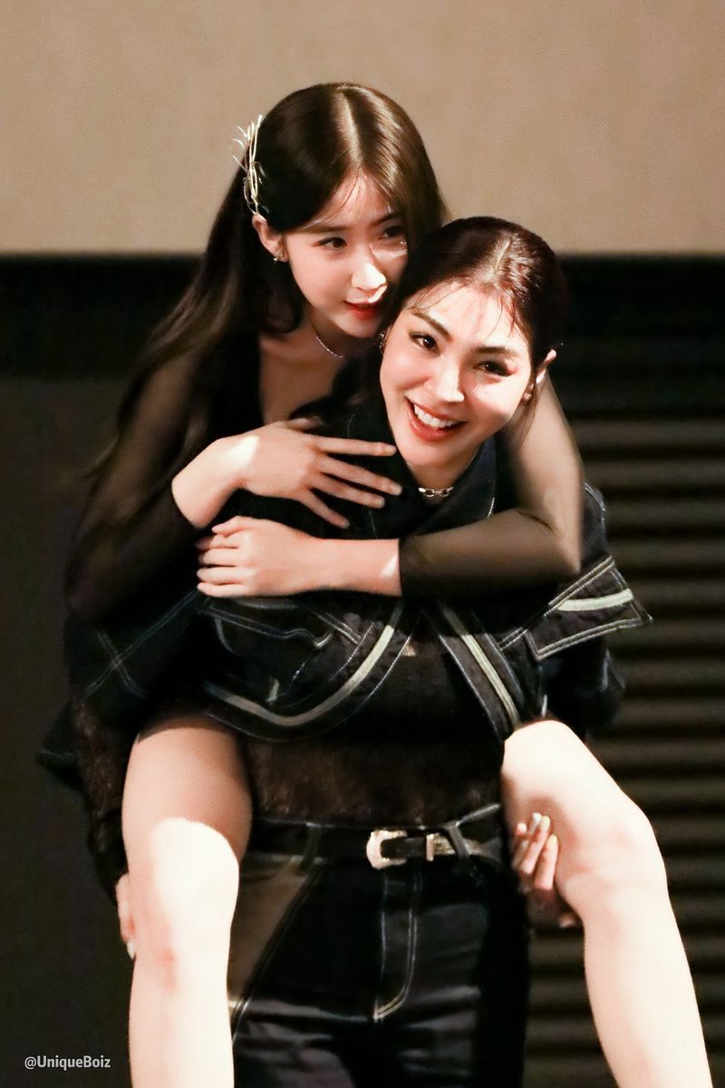HuiShi29980's tweet photo. Real love feels steady, not rushed.

FAYEYOKO FOREVER LOVE
#BabebiesLuvFayeYoko https://t.co/3CtFj8CiHp