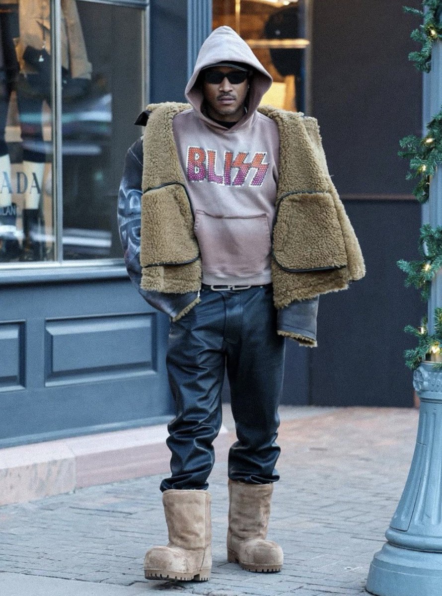 b r a n d i ☔️ tweet media