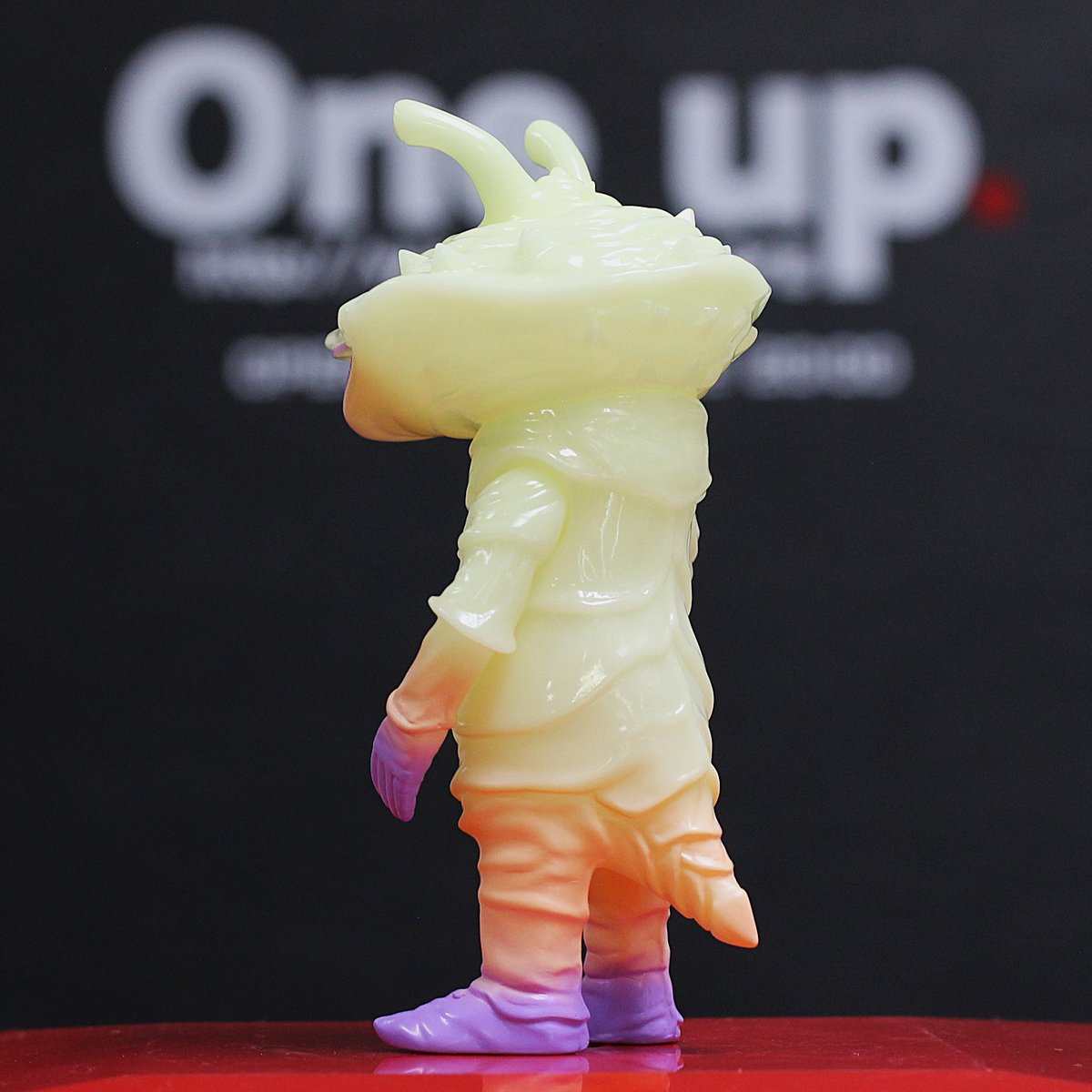 2025-2026 年末年始販売品 One up. 枠 KAIJIN x One up. カネゴン