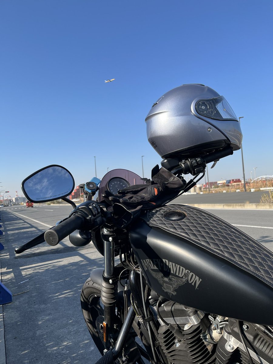 le_mocha's tweet photo. 2025年走り納め
あったかいしめっちゃ気持ちがよいわ
#バイク乗りと繋がりたい #ハーレー https://t.co/rKY0Ddc89s