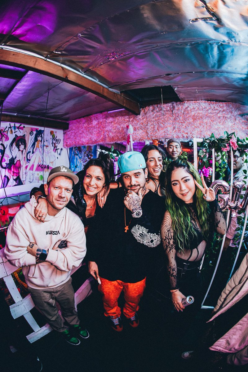 R҉A҉L҉I҉E҉N҉I҉N҉J҉A҉ tweet media