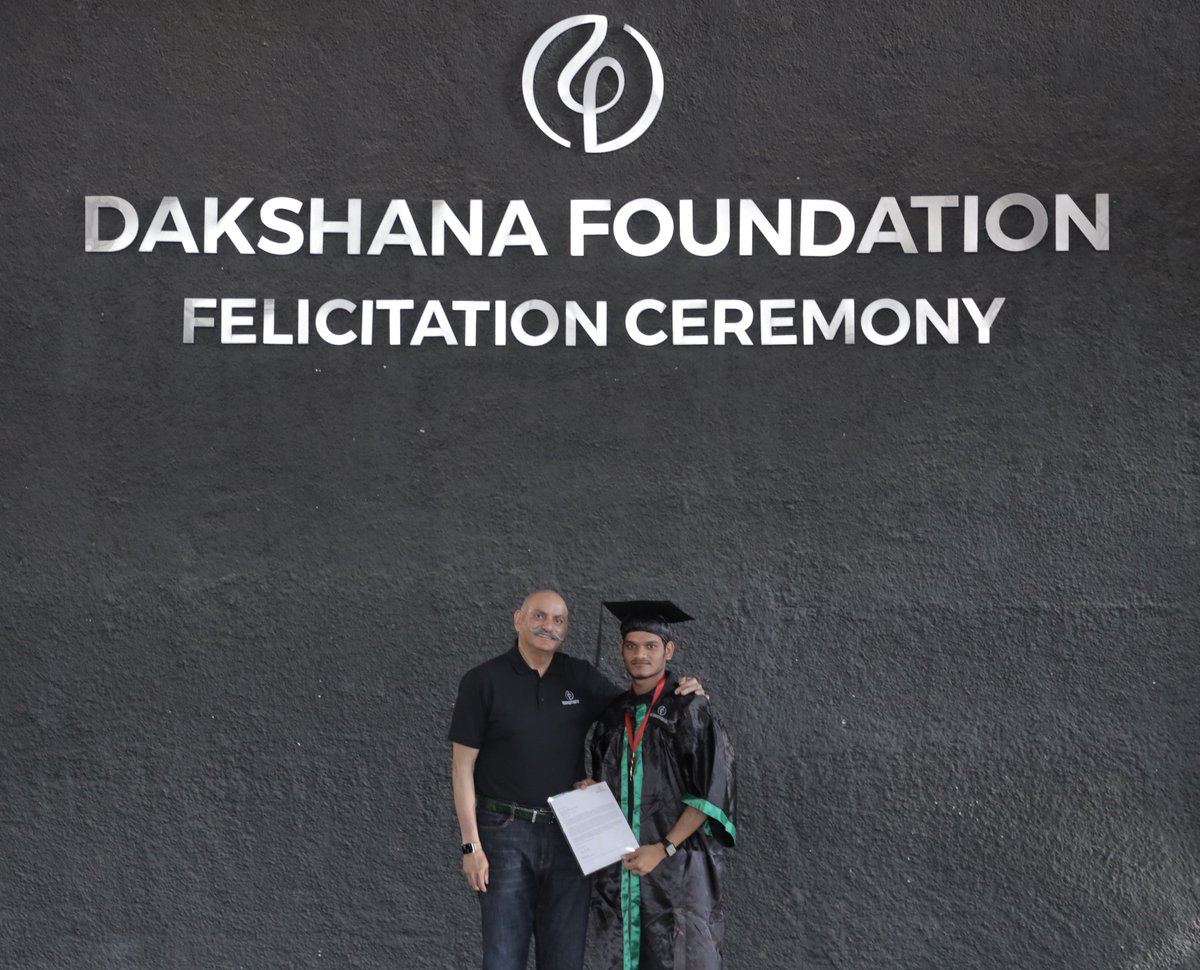 Dakshana Foundation tweet media