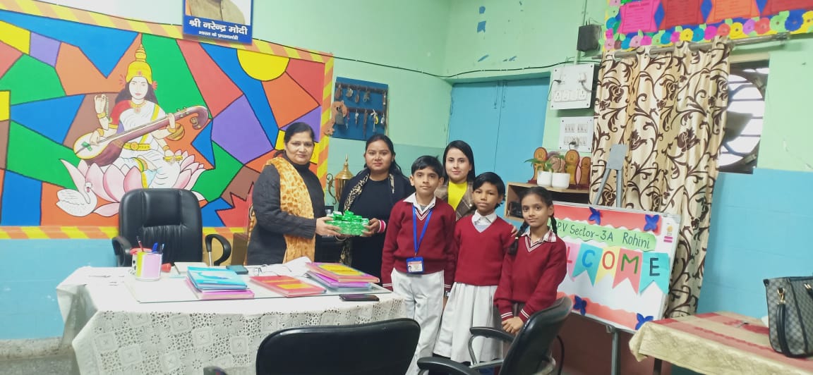 dietppnwb2's tweet image. Vidyanjali Activity : Health and Hygiene 
50 bars of soap  donated by volunteer Ms. Renu 

School: NPV, SECTOR 3A, ROHINI  
UDISE Code: 07010404506 
District:- NW B-II 

HoS:- Mrs. Rajni Sharma
VI:- Mrs. Sushma 
CRCC:- Mrs. Aarti Malhotra
#JoinVidyanjali 
#nep2020 
#healthcare