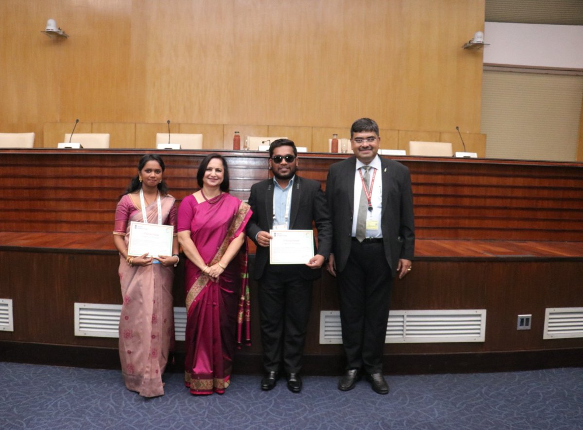 diaspora_india's tweet photo. Dr. Neena Malhotra, Secretary (South), with the participants of the 84th Know India Programme from South Africa, Sri Lanka and Suriname during the Valedictory Session.
#84thKIP #KnowIndiaProgramme #ValedictorySession https://t.co/99Lc8cCfJE