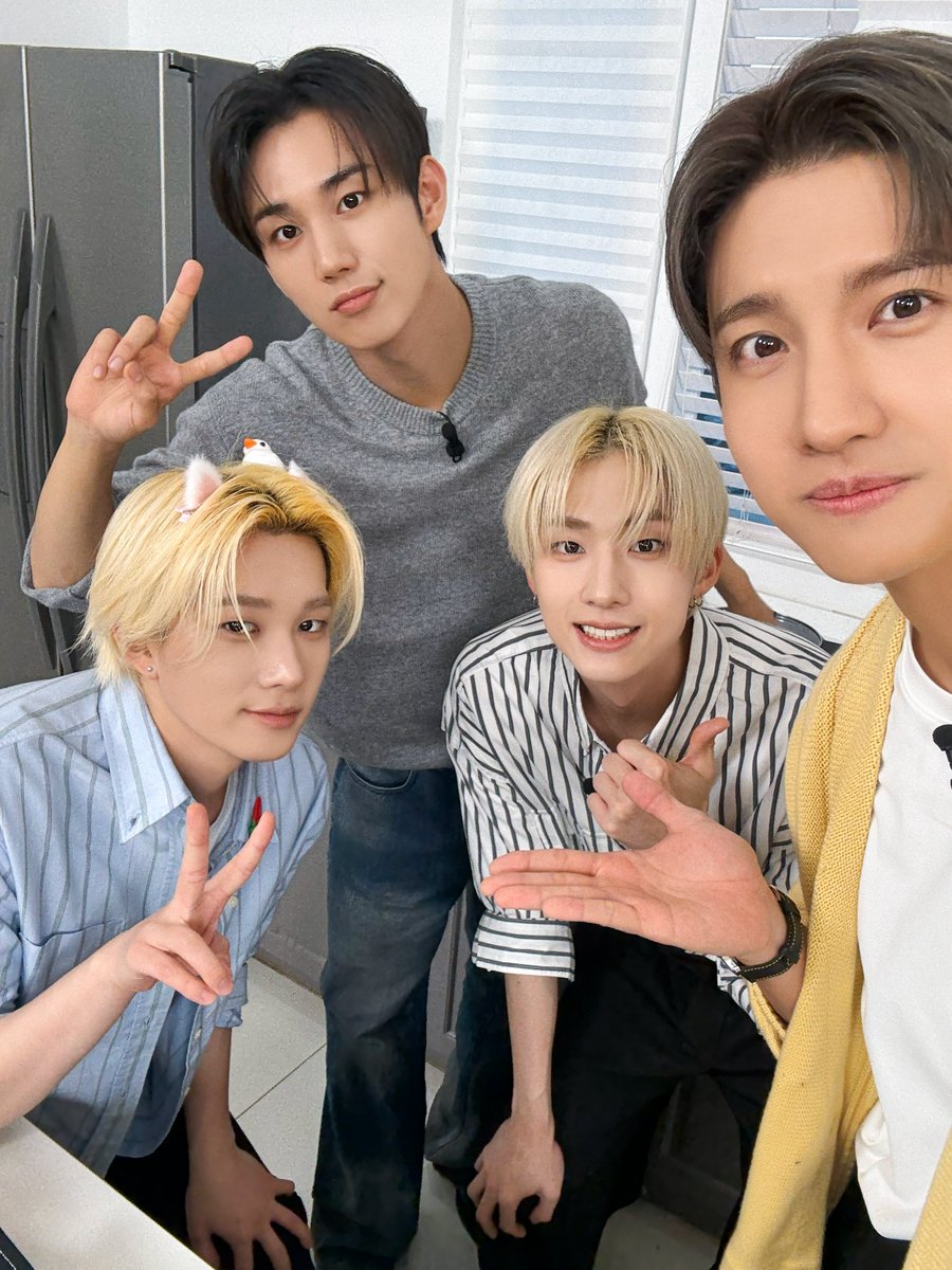 [📸] 덕밥집을 찾아온 일곱 번째 지원자는?!

팬들을 위한 연말 선물로 찾아와준
☀️P1Harmony🐶테오&amp;지웅&amp;인탁🐿️

창민 사장님을 두손 두발 다 들게 해도
자꾸만 DUH! 보고 싶어지는 
테오&amp;지웅&amp;인탁의 팬사랑 가득한 도시락 메뉴가 궁금하다면

❗잠시 후 5시❗ 
덕밥집 EP.7 P1Harmony 편에서