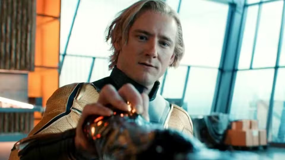 MCUFilmNews's tweet photo. Lewis Pullman talks about returning as Sentry in ‘AVENGERS: DOOMSDAY’

“I love Sentry, and I love Bob so much, and so I’m just riveted to be able to get to step into his shoes again.”

(Source: https://t.co/TR5W0ZWrSQ) https://t.co/uisERSuNG8