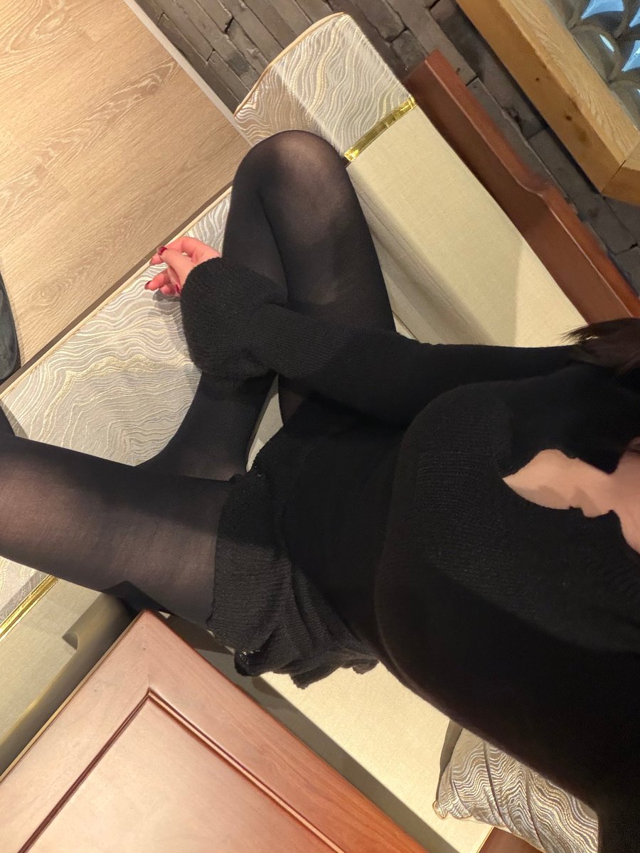 元旦节了，祝大家新的一年心想事成万事如意😊有机会给大家再发点福利~ https://t.co/Qs3azgkAU7