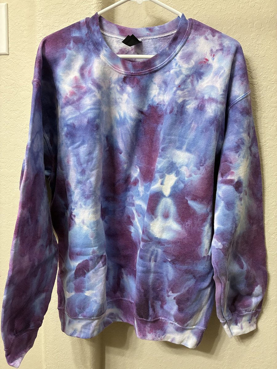 CooooogsHouse90's tweet image. Been really pleased with the recent tiedyes I have done! I just want to keep all the ones I have been selling to people! #Tiedye